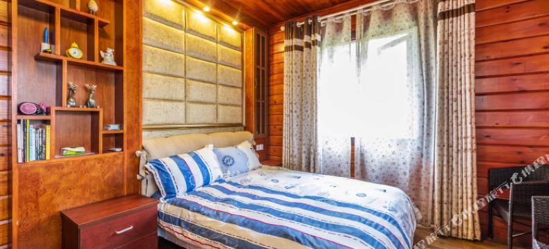 南京甘泉湖木屋7号伴山•隐墅度假别墅图片