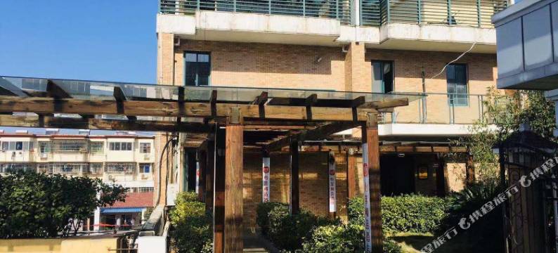 安庆光彩假日精品酒店(高铁站店)图片