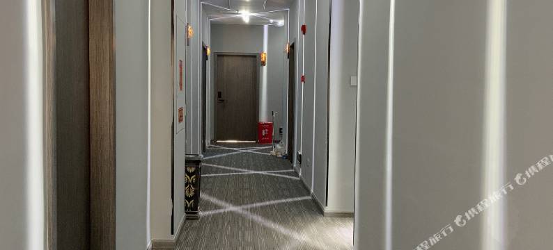 重庆处女座酒店(观月路地铁站店)图片