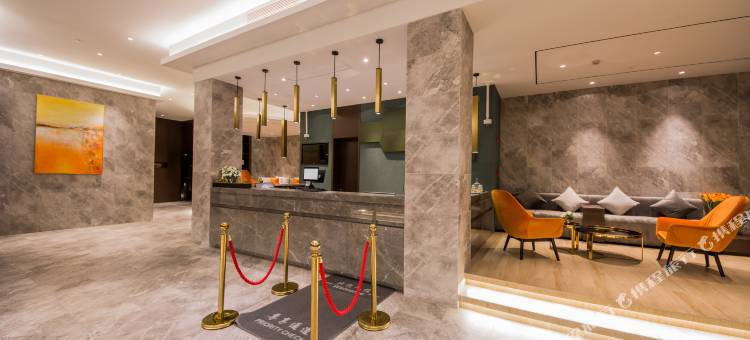 和颐至尊酒店(上海临港滴水湖海洋公园店)图片