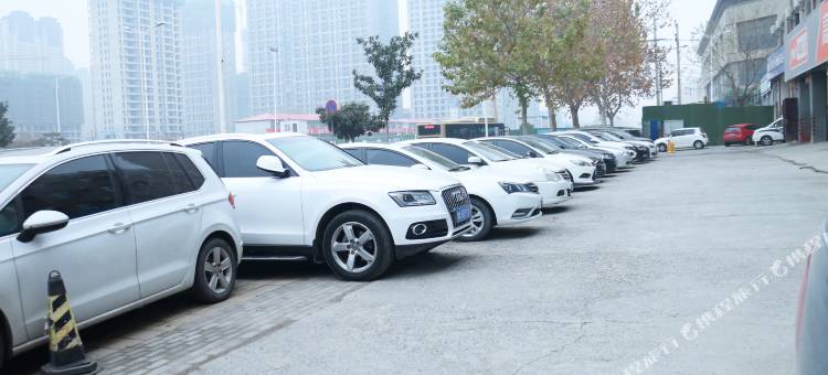 希岸轻雅酒店(郑州省体育中心裕华广场店)图片