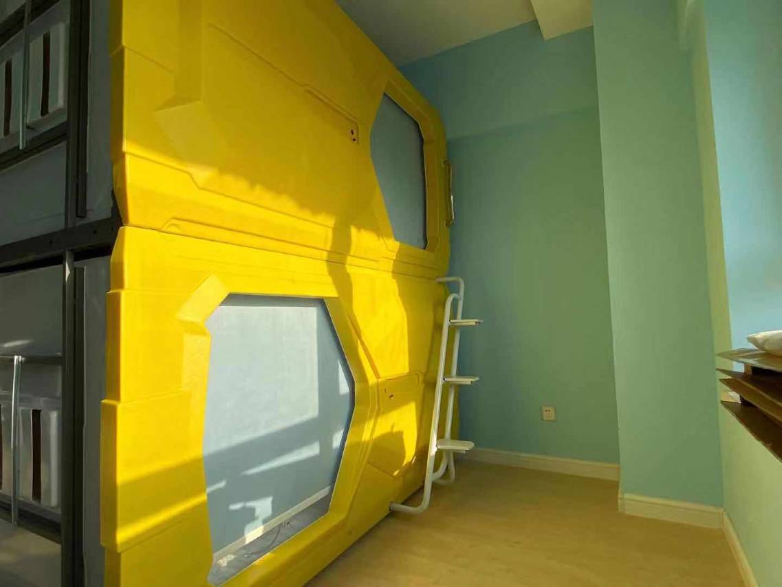 沈阳慢时光太空舱青年旅舍