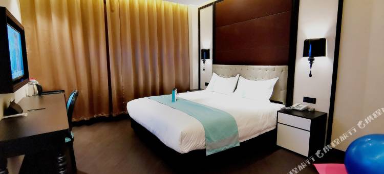 延川万鹏希廷酒店图片