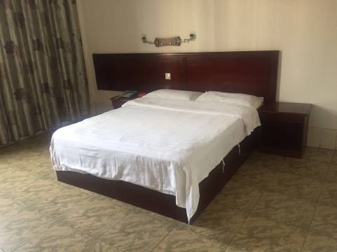 得美旅馆(玉林旅游汽车客运站店)