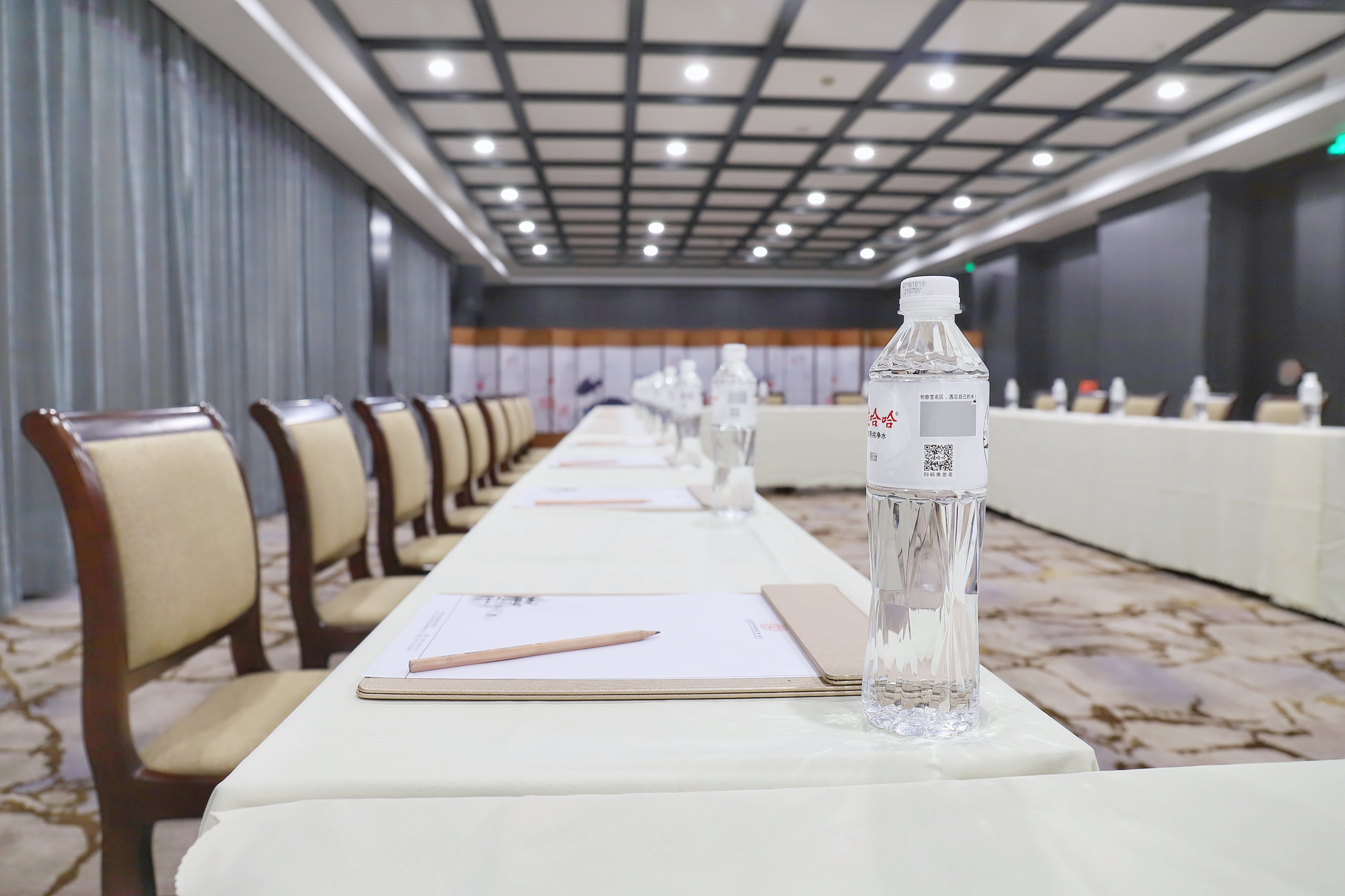 Hangzhou Xianghu Wahaha Hotel Over view