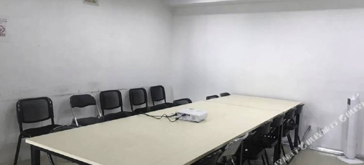 昆明艺彩酒店(省肿瘤医院梁家河地铁站店)图片