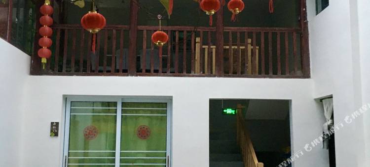 张家界栋角树民宿图片