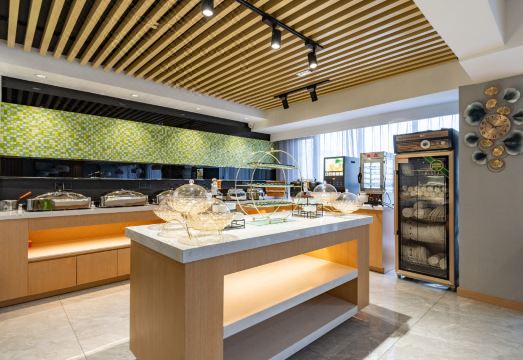 Hotel of The Future (Jiefang Road) Hotel Overview