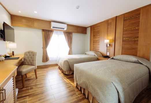 Decharme Hotel Hotel Overview