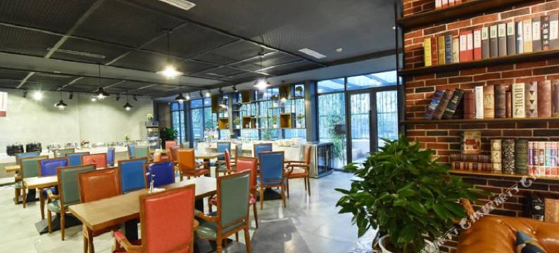 喆啡酒店(成都前锋路地铁站电子科大店)图片