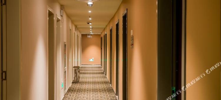 布丁严选酒店(太仓浏河古镇店)图片