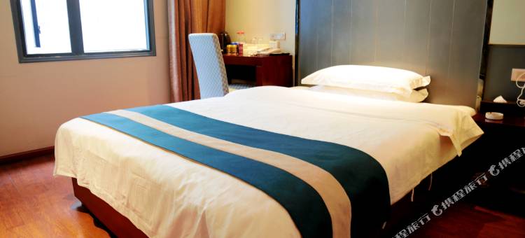 君御精品酒店(万源火车站店)图片