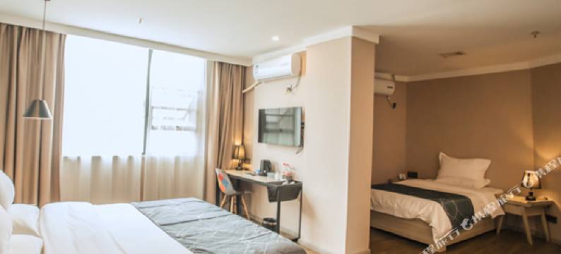 轻雅酒店(碧落凤凰店)图片