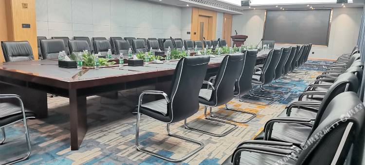 花垣兴鹏国际大酒店图片