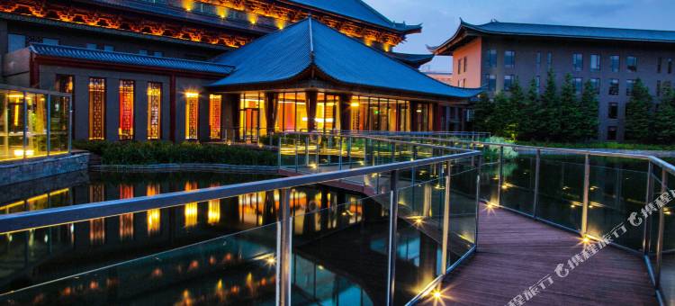 罗平云之梦酒店图片