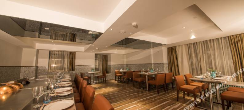 佛山星汇四季酒店(祖庙季华六路地铁站店)图片