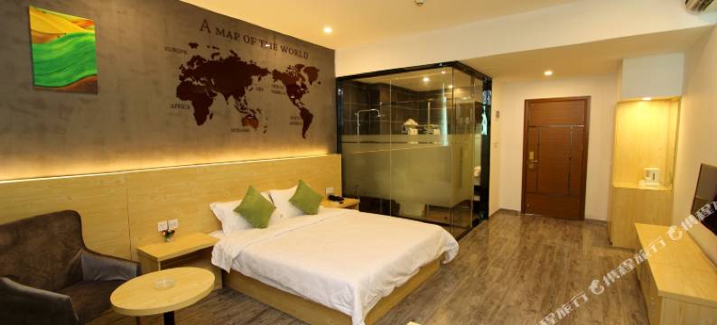 逸米酒店(深圳平湖华南城地铁站店)图片