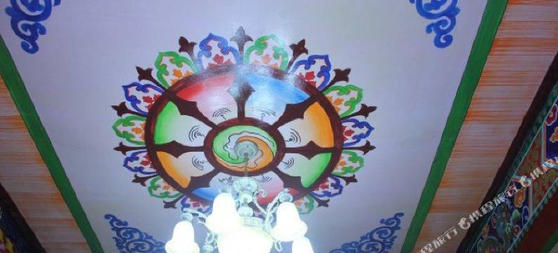 拉萨白雪家庭旅馆(布达拉宫大昭寺店)图片