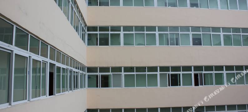 泸定海螺沟隆八步宾馆图片