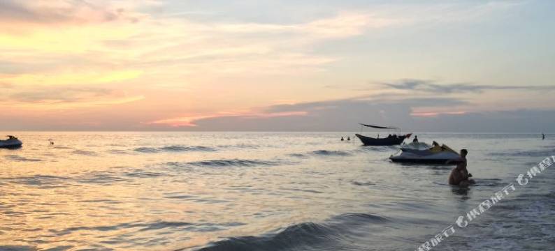 涠洲岛7+1假日酒店图片