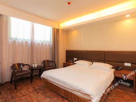 奥联邦购大型超市(启东店)