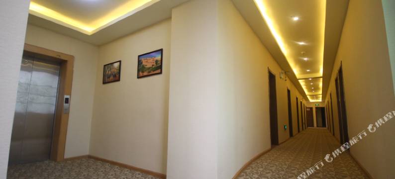 都江堰骆客电竞民宿图片