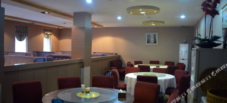 尚景商务酒店(沙口路地铁站郑州记忆油画厂创意园店)图片