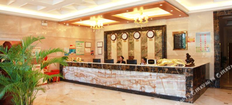 武汉鸿坤酒店(汉阳永安堂地铁站店)图片