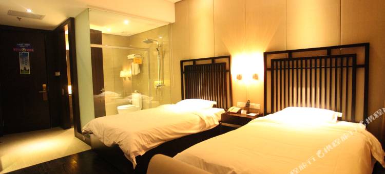 灯塔恒隆假日酒店图片