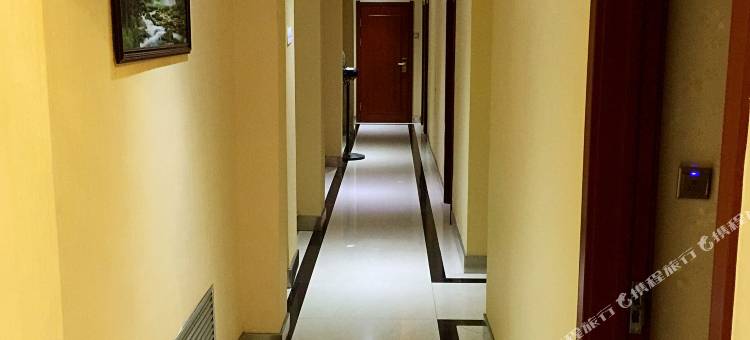 宁安东京城米兰时尚宾馆图片