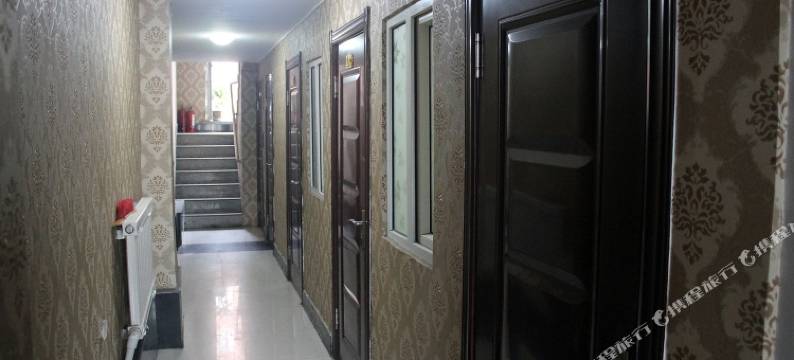 讷河鸿福旅馆图片