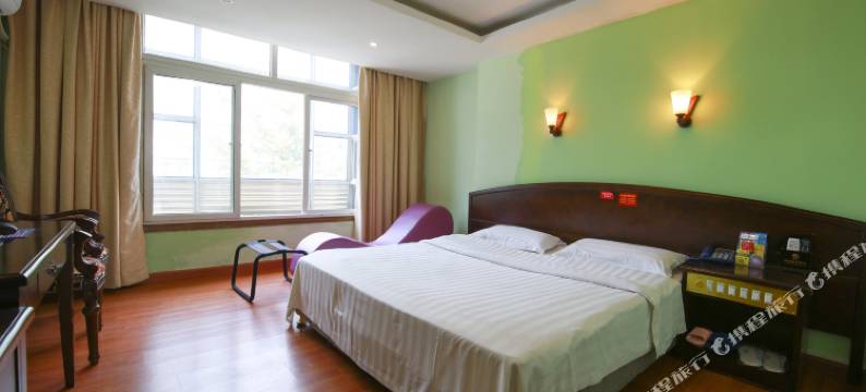 金泉宾馆(深圳龙城广场地铁站店)图片