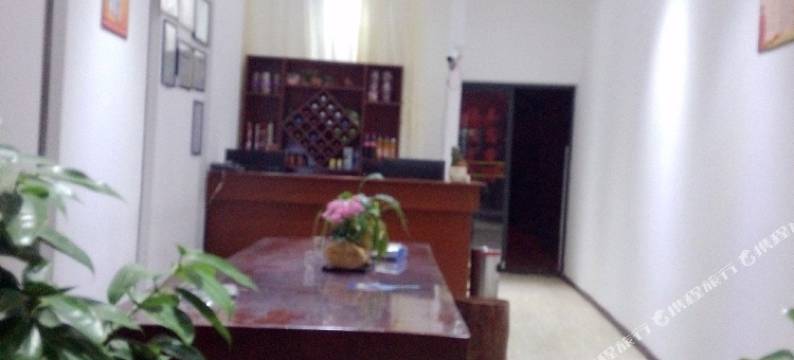 洱源金城酒店图片