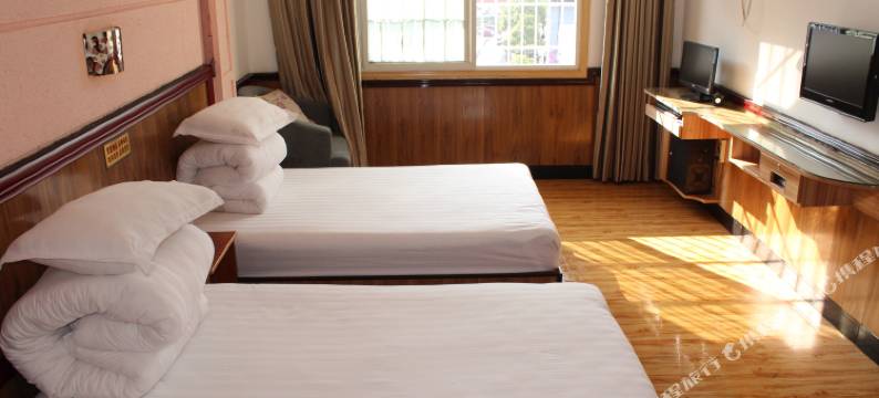 凤凰沱江企业宾馆图片