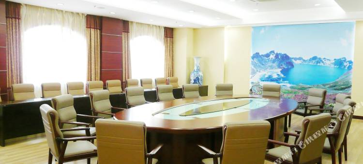 白山森工大酒店图片