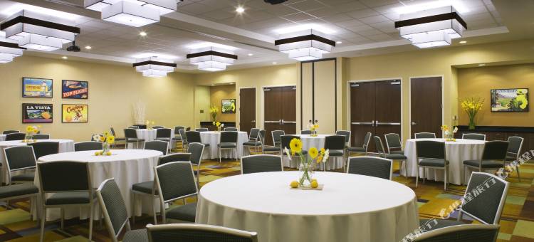 加州橙县塔斯廷万枫酒店(Fairfield Inn & Suites Tustin Orange County)图片