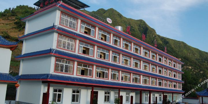 价格,团购,优惠,雷波马湖瑶池人家在哪,怎么走_凉山彝族自治州酒店