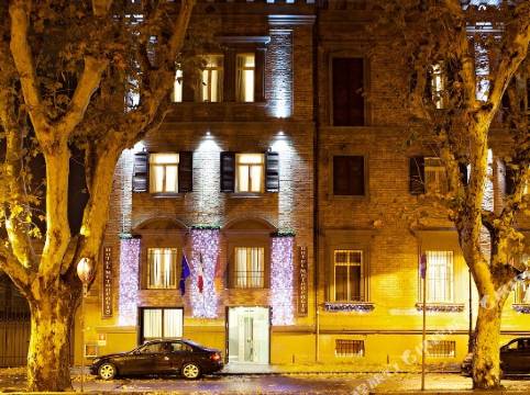 大都會酒店 - 城堡連鎖酒店