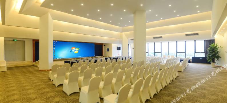 海口悦玺海景酒店(万绿园云洞图书馆店)图片