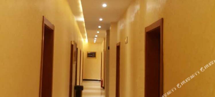 盘县逸然轩商务酒店图片