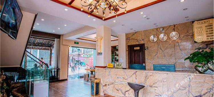 OYO昆明鸿锦大酒店图片