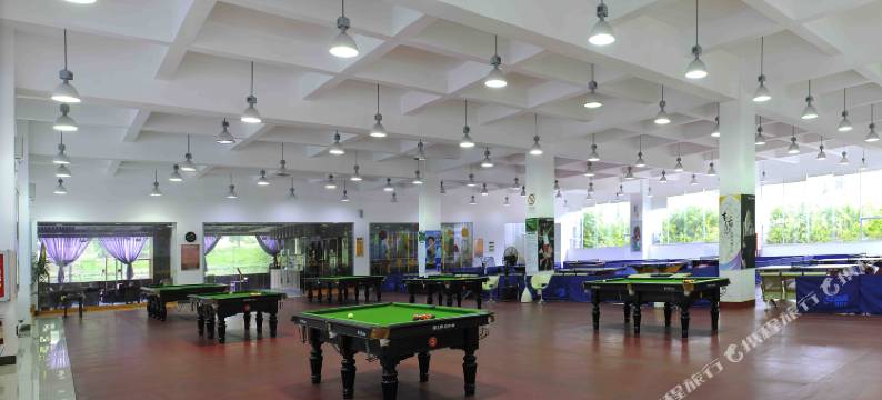 聚龙人文酒店(惠安广场店)图片