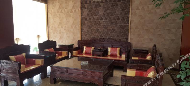 楚雄吕合宏强大酒店图片