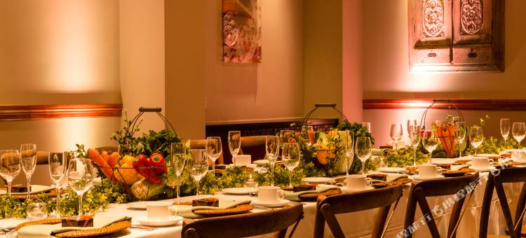 库佩蒂诺朱尼伯格芮希尔顿精选酒店(Juniper Hotel Cupertino, Curio Collection by Hilton)图片