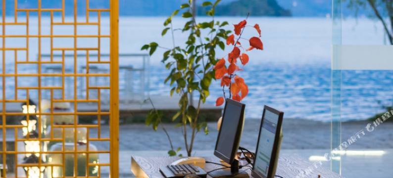 泸沽湖晓驻·摩梭湖景酒店图片