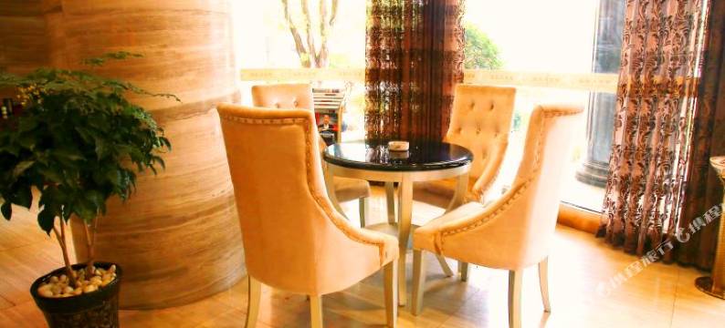 盈江江运大酒店图片