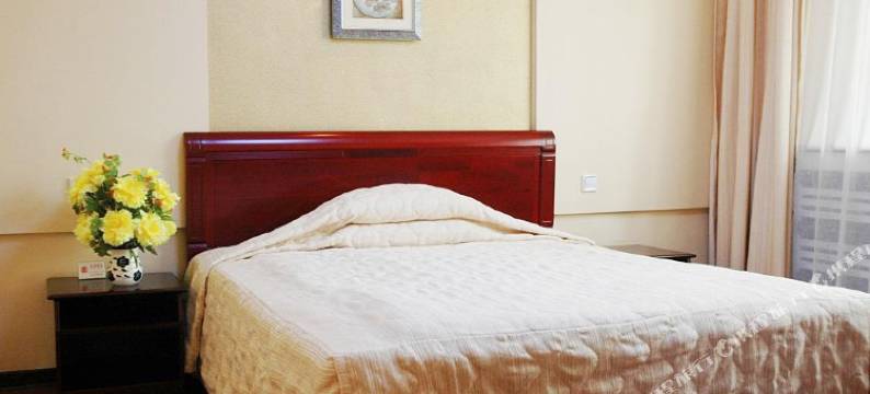 白山华审宾馆图片