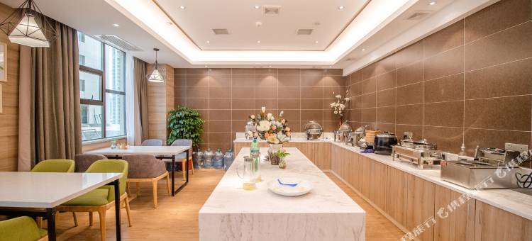 莫林酒店(武汉金银湖园博园裕亚银湖城店)图片