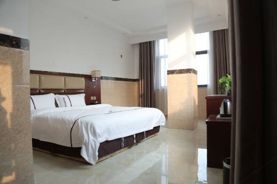 封丘东城水岸洗浴中心