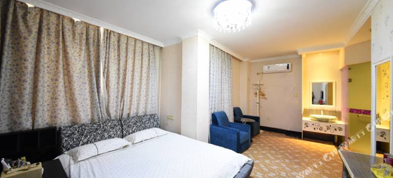 长沙博爱主题宾馆(湖南商务职业技术学院店)图片